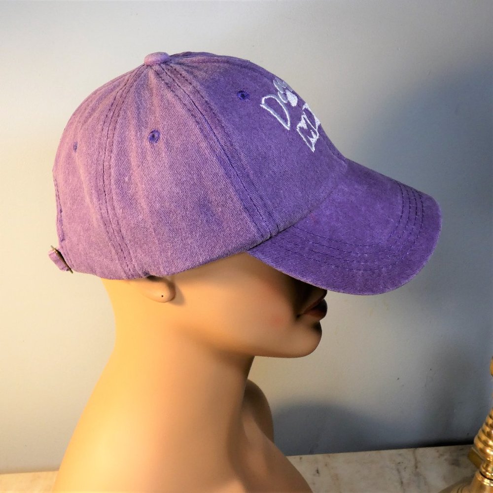 "Dog Mom" cap - washed purple, adjustable - Picture 3 of 5